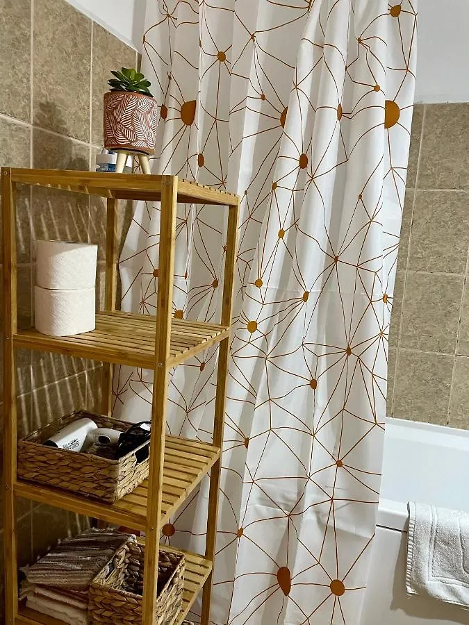 Cozy And Clean Apartment, Near National Arena Bucharest