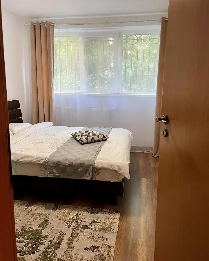 Cozy And Clean Apartment, Near National Arena Bucureşti România